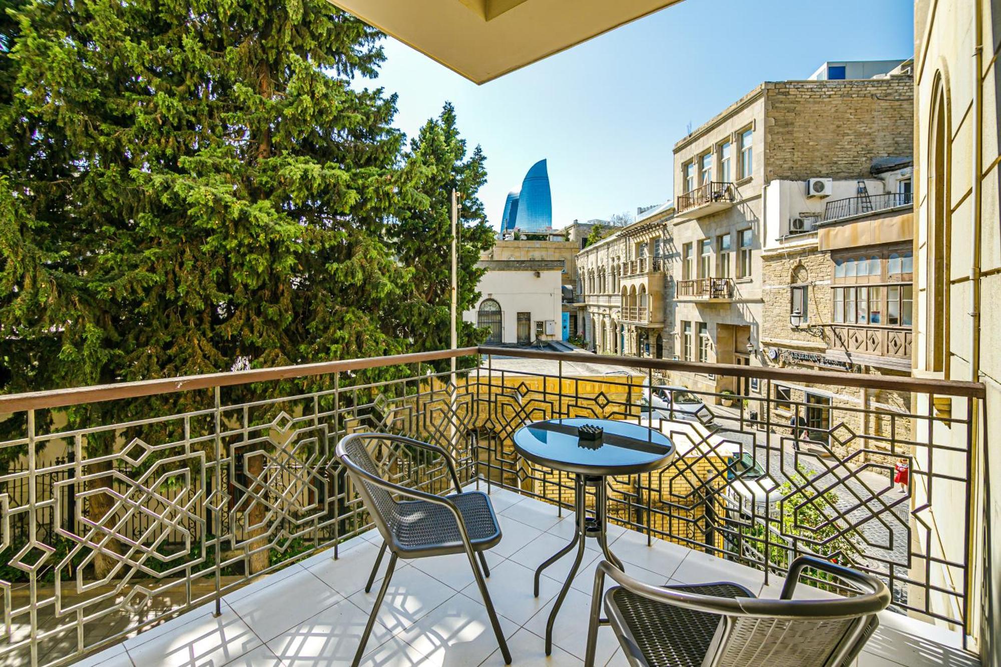Art Club Hotel Baku Exterior photo