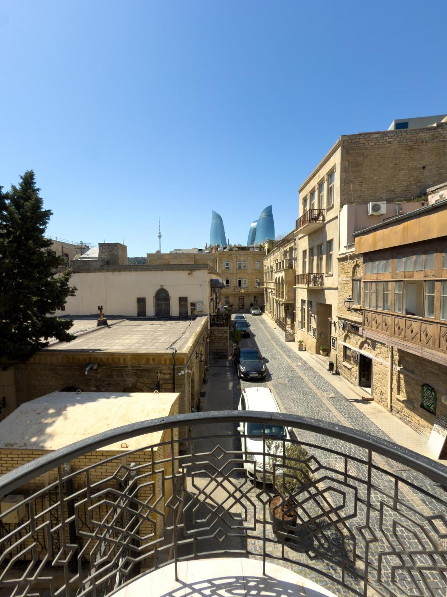 Art Club Hotel Baku Exterior photo
